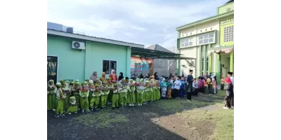 Kegiatan Upacara Bendera